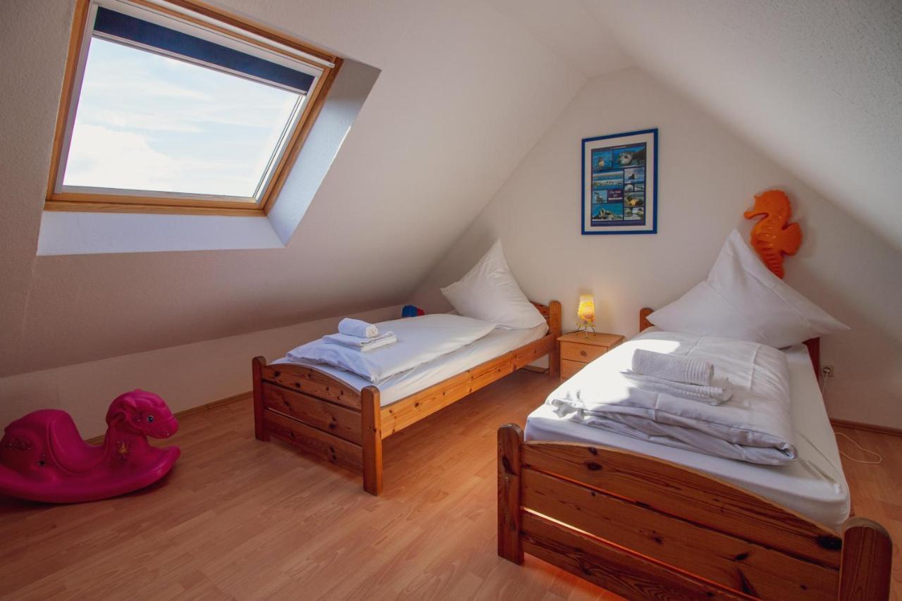 Haus Leuchtturm - Flut Apartment Krummhorn Bagian luar foto