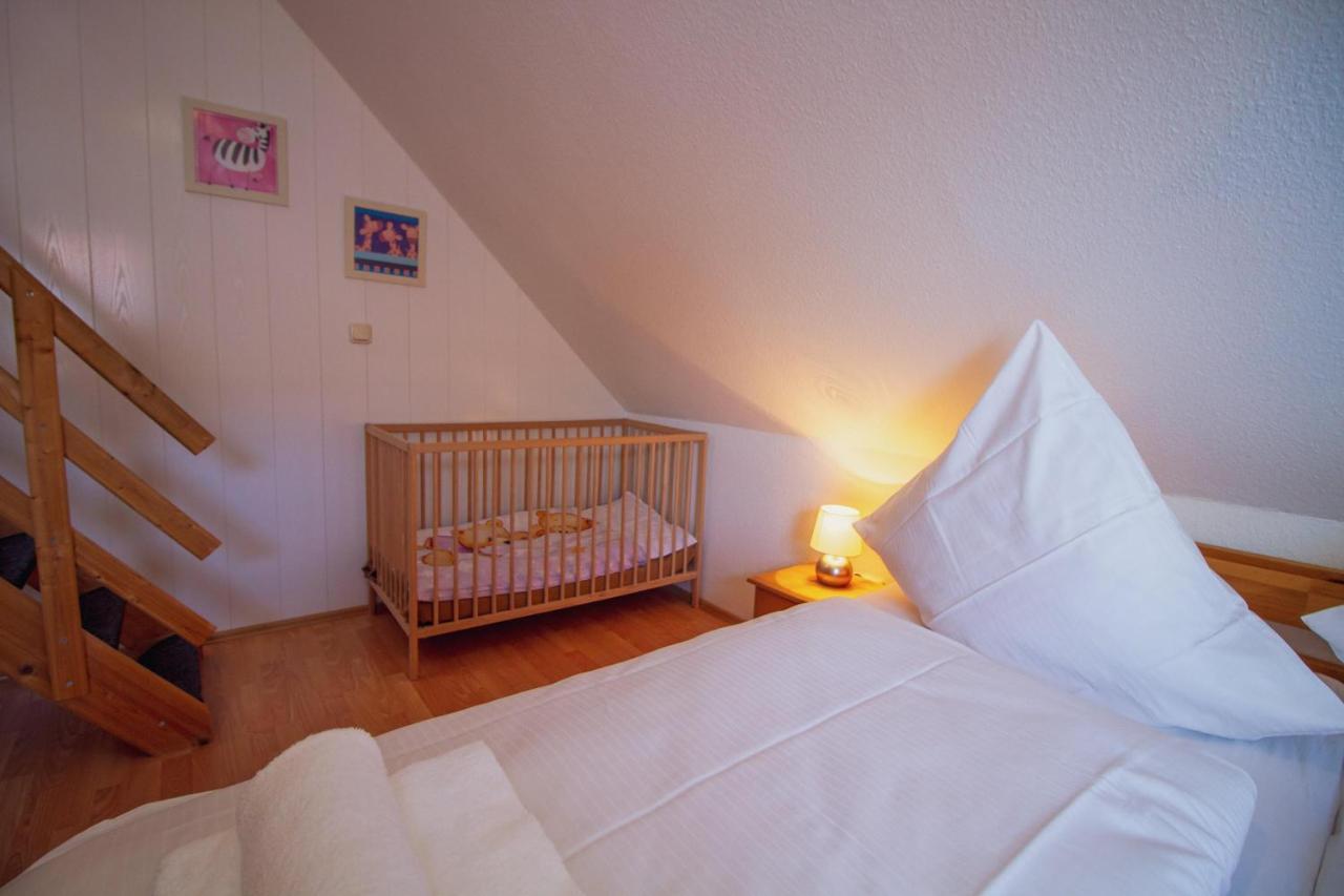 Haus Leuchtturm - Flut Apartment Krummhorn Bagian luar foto