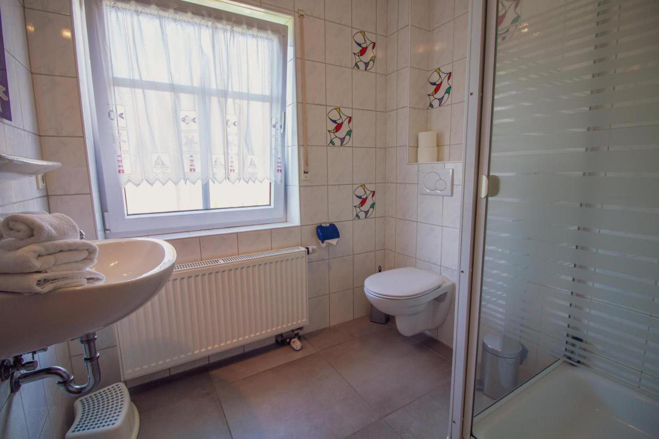 Haus Leuchtturm - Flut Apartment Krummhorn Bagian luar foto